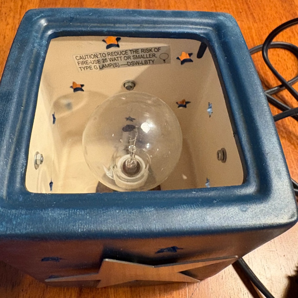 Scentsy Wax Warmer Electric Retired Liberty Patriotic Tin Stars - Picture 8 of 15